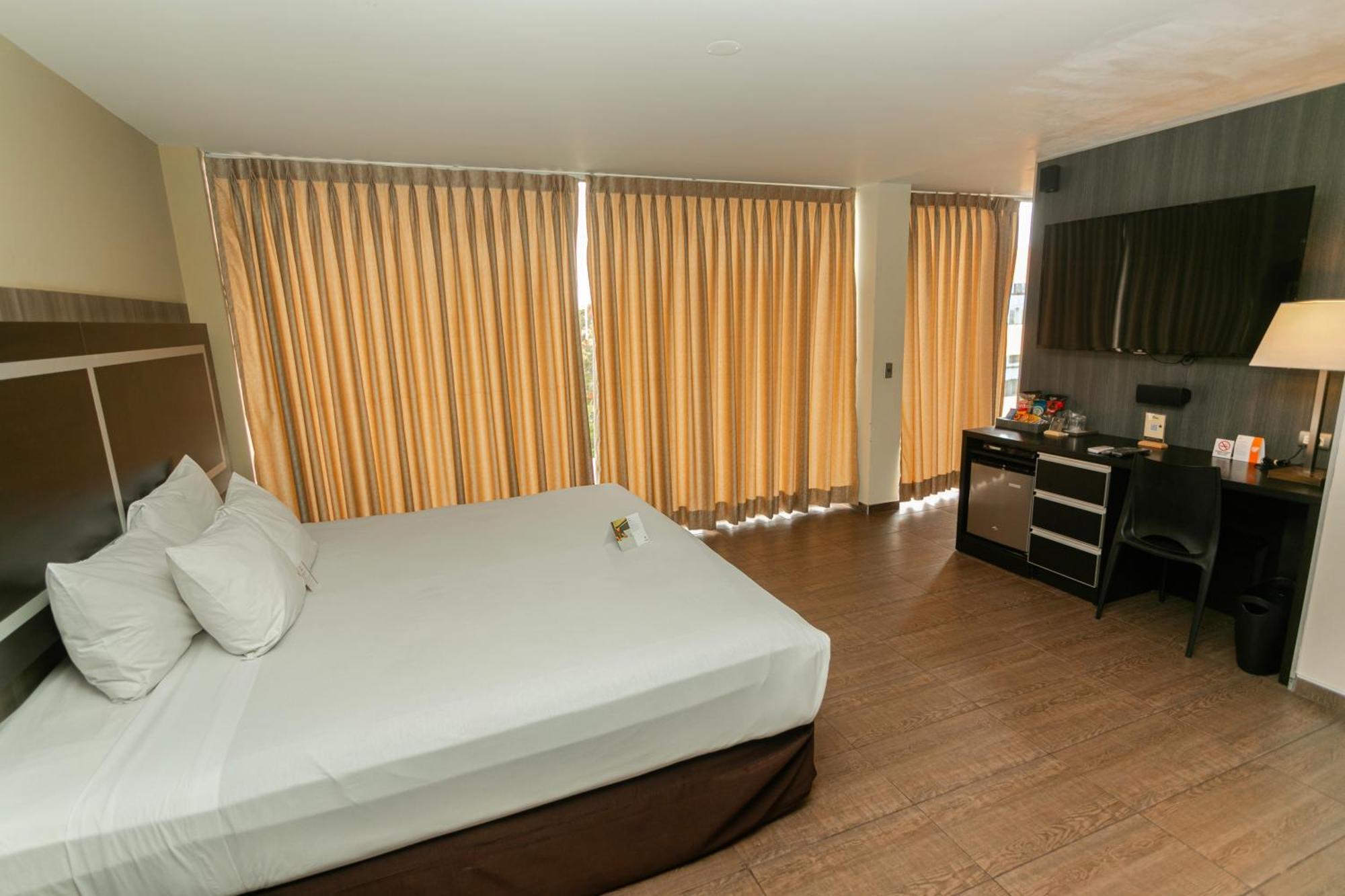 Rado Hotel - Santa Maria Трухильо Екстериор снимка
