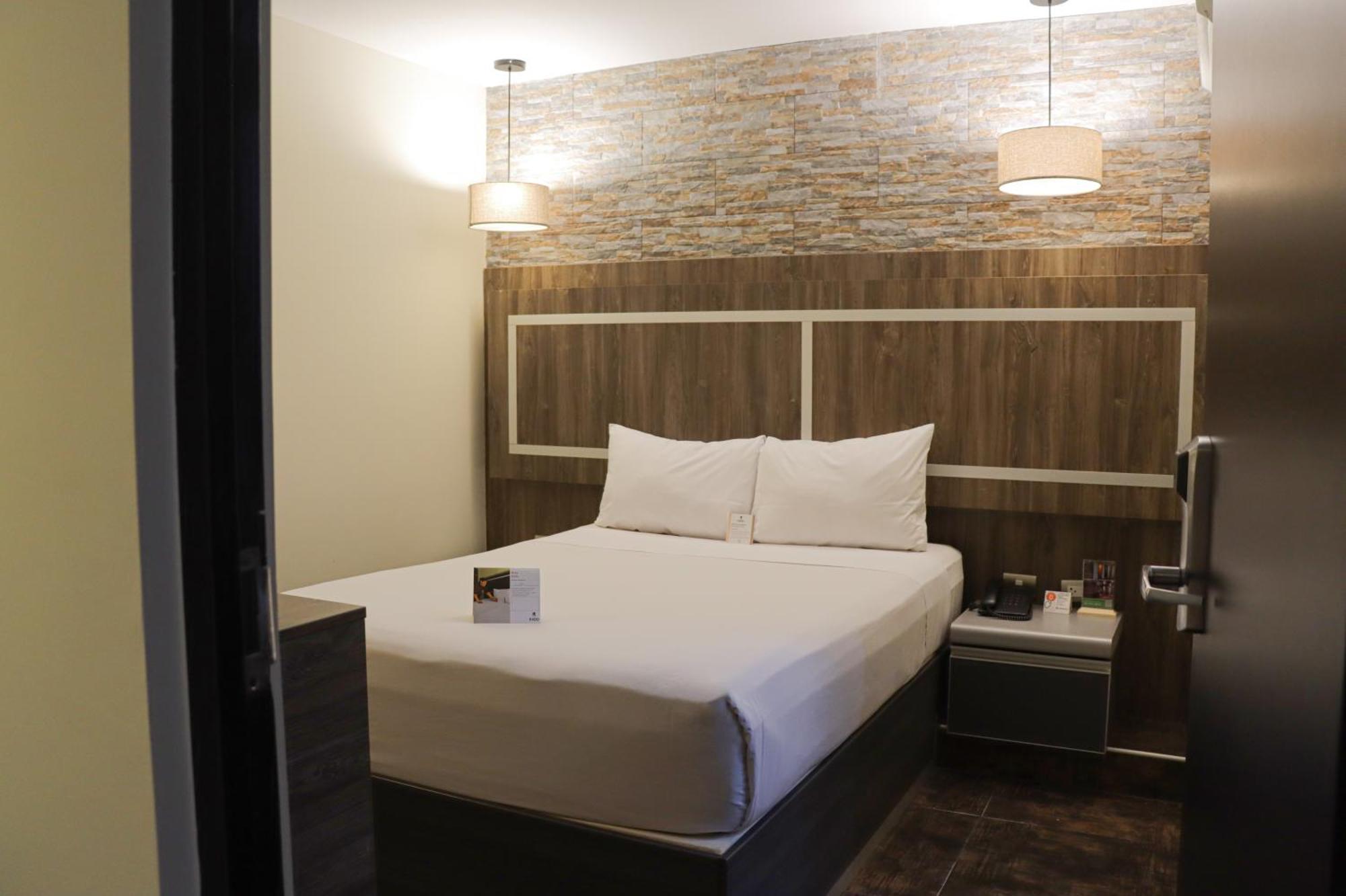 Rado Hotel - Santa Maria Трухильо Екстериор снимка