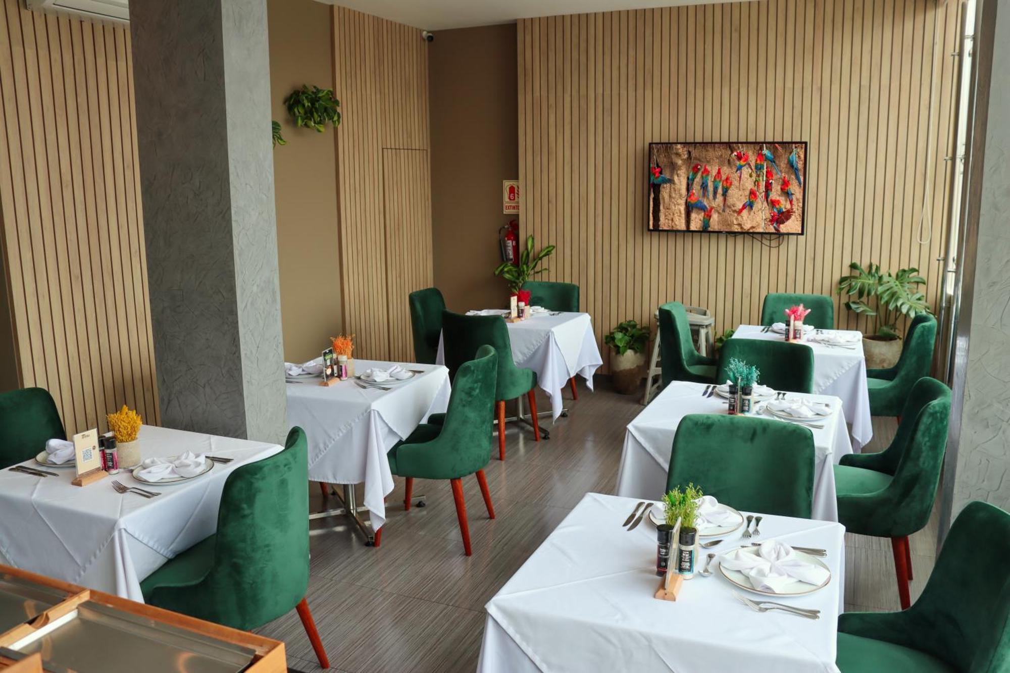 Rado Hotel - Santa Maria Трухильо Екстериор снимка